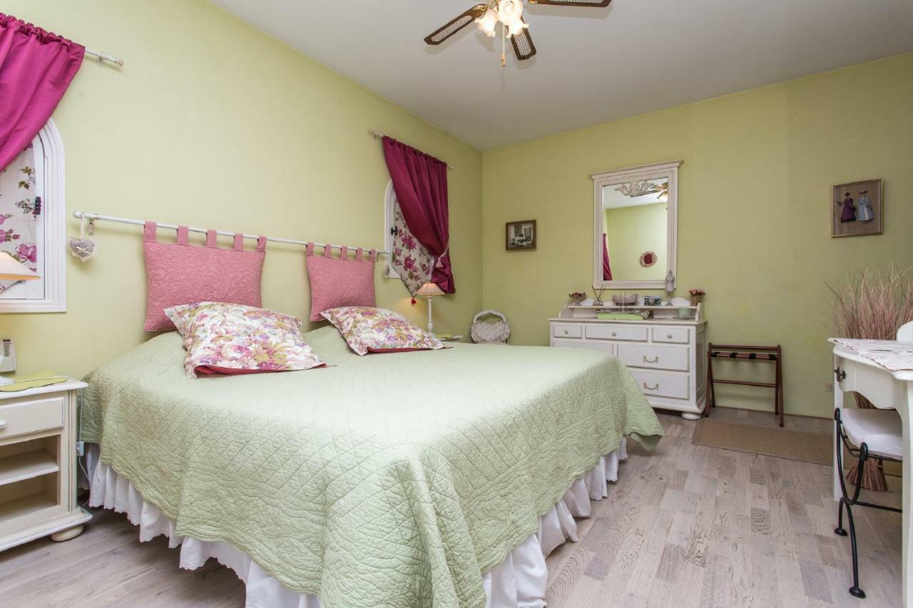 Mas Du Roc Bed & Breakfast กราส ภายนอก รูปภาพ